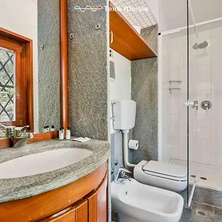 Il Tuffatore, Terre Marine Villa Zanego