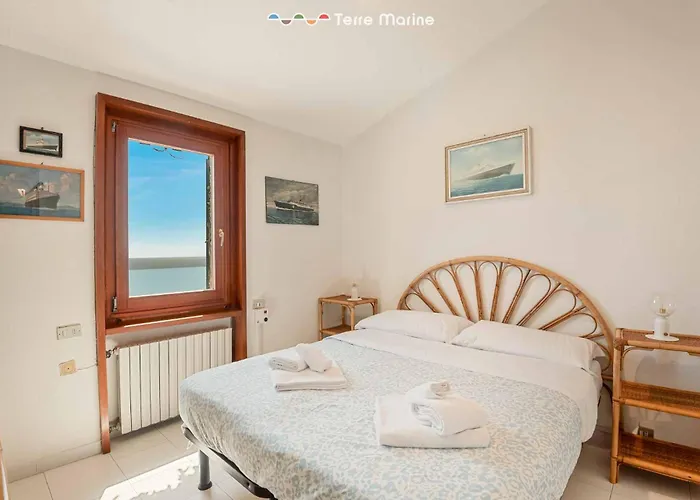 Vila Il Tuffatore, Terre Marine